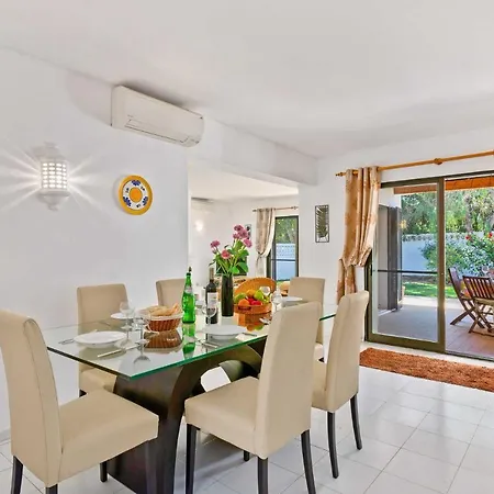 Villa Lisson Grove By *