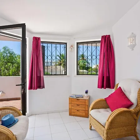 Lisson Grove By Villa *